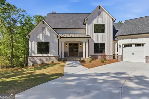 Exterior - 110 Fall Pippin Ct, Clarkesville, GA 30523 photo 3 of 14