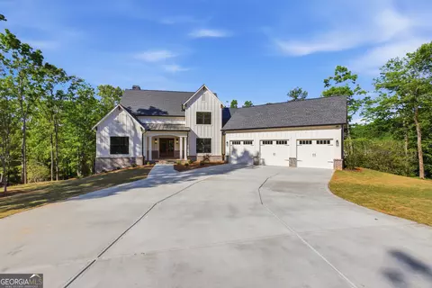 Exterior - 110 Fall Pippin Ct, Clarkesville, GA 30523 photo 7 of 14