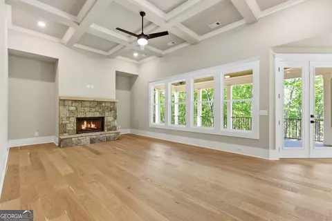 Living - 110 Fall Pippin Ct, Clarkesville, GA 30523 photo 2 of 3