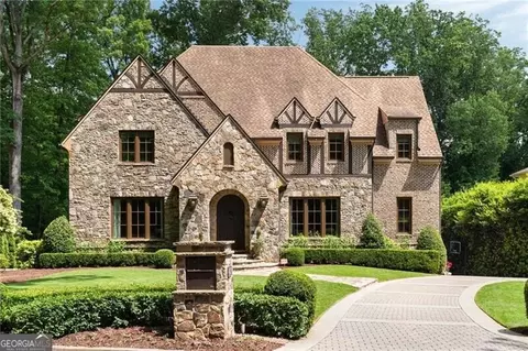 4207 Glengary Dr NE, Atlanta, GA 30342