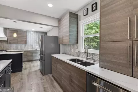 Kitchen - Undisclosed, Duluth, GA 30097 photo 7 of 9