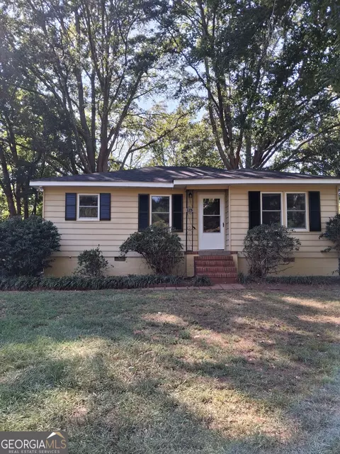125 Lakeside Dr, Griffin, GA 30223