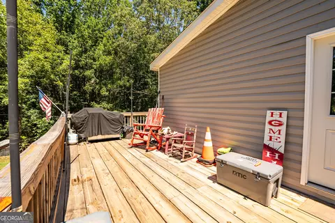 Exterior - 3589 Sequoia Rd, Gainesville, GA 30506 photo 3 of 6