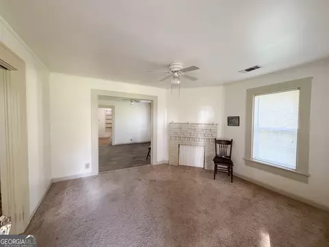 Living - 1182 E Us Hwy 280, Lyons, GA 30436 photo 1 of 2