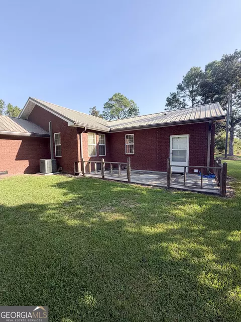 Exterior - 1182 E Us Hwy 280, Lyons, GA 30436 photo 4 of 8