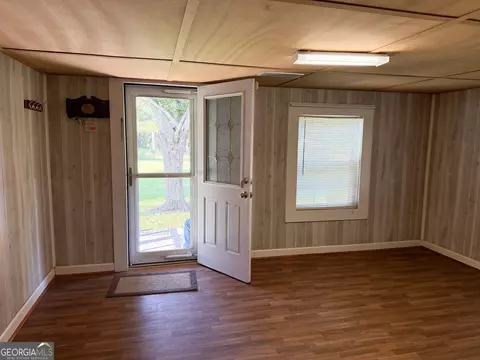 Entry Way - 1182 E Us Hwy 280, Lyons, GA 30436 photo 1 of 3