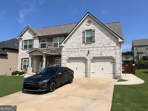 Exterior - 582 Oakville Trl, Hampton, GA 30228 photo 2 of 5