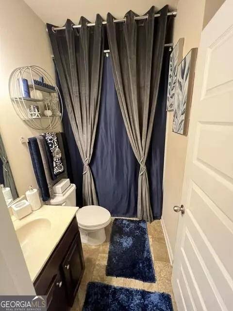 Bath - 582 Oakville Trl, Hampton, GA 30228 photo 2 of 2