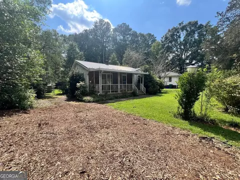 1026 Magbee Dr SE, Smyrna, GA 30080