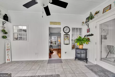 Entry Way - 440 Berkshire Dr, Covington, GA 30016 photo 6 of 6