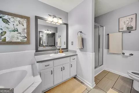 Bath - 440 Berkshire Dr, Covington, GA 30016 photo 1 of 5