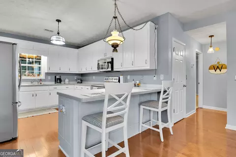 Kitchen - 440 Berkshire Dr, Covington, GA 30016 photo 5 of 7