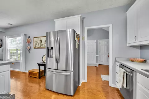 Kitchen - 440 Berkshire Dr, Covington, GA 30016 photo 7 of 7