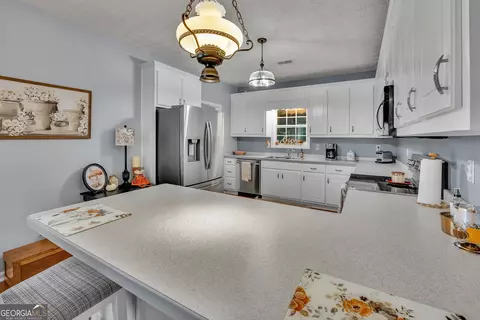 Kitchen - 440 Berkshire Dr, Covington, GA 30016 photo 3 of 7