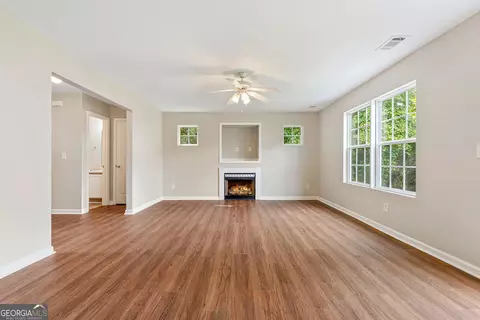 Living - 10953 Station Dr, Hampton, GA 30228 photo 2 of 4
