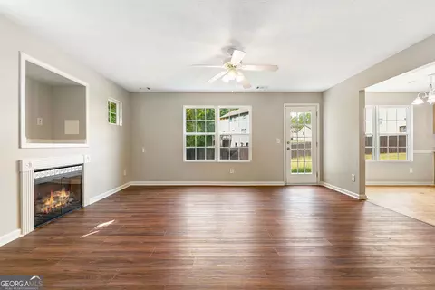 Living - 10953 Station Dr, Hampton, GA 30228 photo 1 of 4