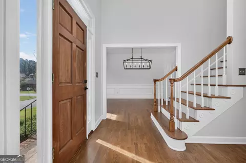 Entry Way - 21 Saddlebrook Dr SE, Rome, GA 30161 photo 2 of 4