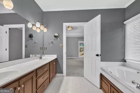 Bath - 21 Saddlebrook Dr SE, Rome, GA 30161 photo 1 of 2
