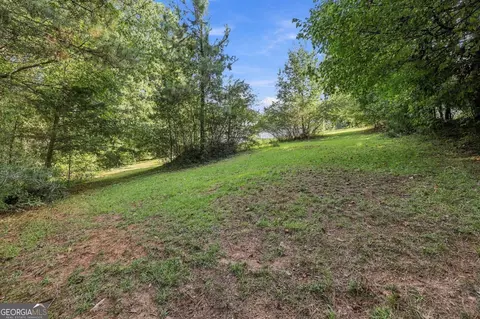 Exterior - 199 Sunrise Cir, Cornelia, GA 30531 photo 6 of 8