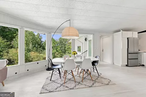 Dining - 199 Sunrise Cir, Cornelia, GA 30531 photo 2 of 3