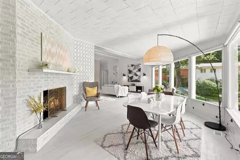 Dining - 199 Sunrise Cir, Cornelia, GA 30531 photo 3 of 3