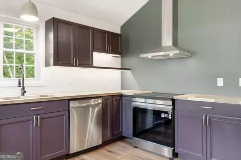 Kitchen - 200 Eleanor Dr, Covington, GA 30016 photo 5 of 7
