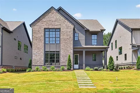 5812 Mitchell St, Flowery Branch, GA 30542