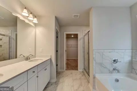 Entry Way - 2741 Dolce Rd, Dacula, GA 30019 photo 7 of 9