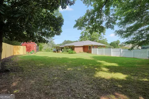 Exterior - 105 Pine St, Barnesville, GA 30204 photo 7 of 7