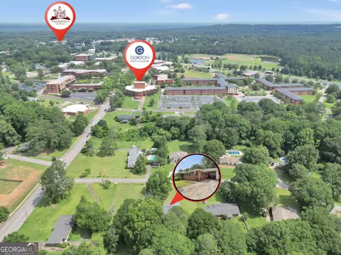 View/Area - 105 Pine St, Barnesville, GA 30204 photo 2 of 2