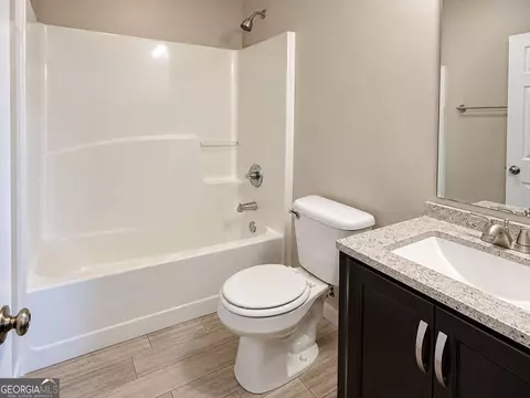 Bath - 85 Austin Ter, Porterdale, GA 30014 photo 2 of 3