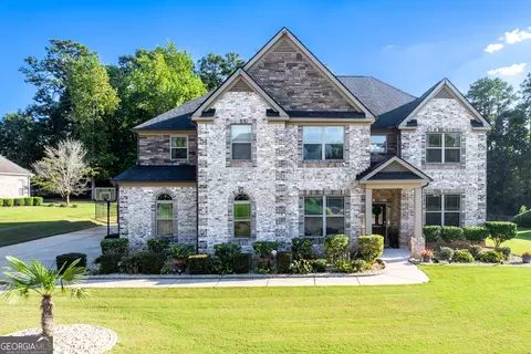 Exterior - 4031 Rotterdam Pass, Hampton, GA 30228 photo 2 of 12