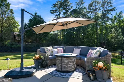 Exterior - 4031 Rotterdam Pass, Hampton, GA 30228 photo 8 of 12