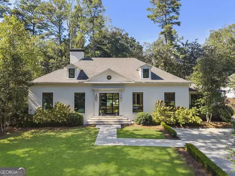 447 Valley Rd, Atlanta, GA 30305