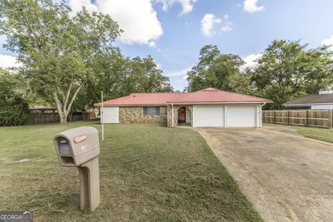 120 Haag Dr, Warner Robins, GA 31093