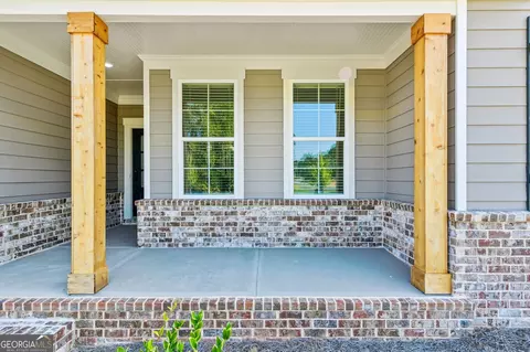 Exterior - 574 Gene Bell Rd, Monroe, GA 30655 photo 6 of 14