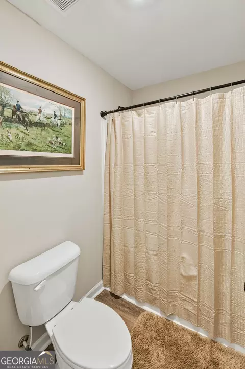 Bath - 279 Davis Rd, Gray, GA 31032 photo 11 of 11