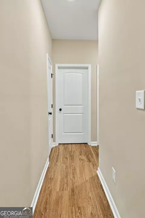 Entry Way - 279 Davis Rd, Gray, GA 31032 photo 6 of 10