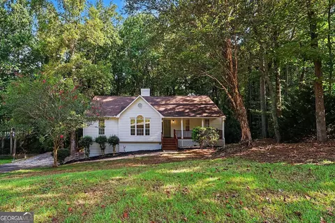 3150 Skyler Ct, Douglasville, GA 30135