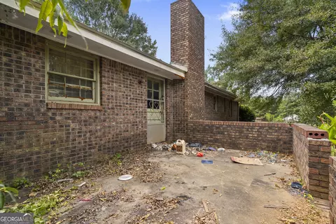 Exterior - 1031 Second St, Bishop, GA 30621 photo 3 of 5