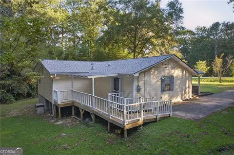 Exterior - 3232 Morgan Rd, Temple, GA 30179 photo 4 of 9