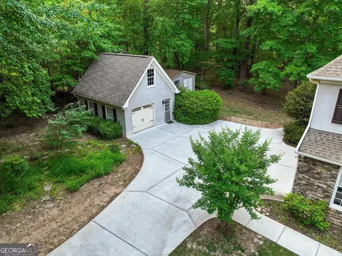 Exterior - 285 Pendleton Trl, Tyrone, GA 30290 photo 3 of 10