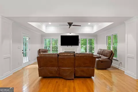 Living - 285 Pendleton Trl, Tyrone, GA 30290 photo 3 of 5