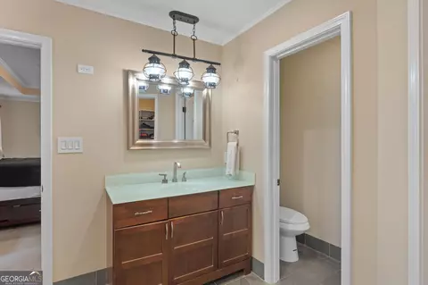 Bath - 285 Pendleton Trl, Tyrone, GA 30290 photo 2 of 6