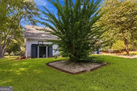 Exterior - 1488 Riverbend Ct, Bethlehem, GA 30620 photo 6 of 11