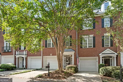 2207 Waters Edge Trl, Roswell, GA 30075