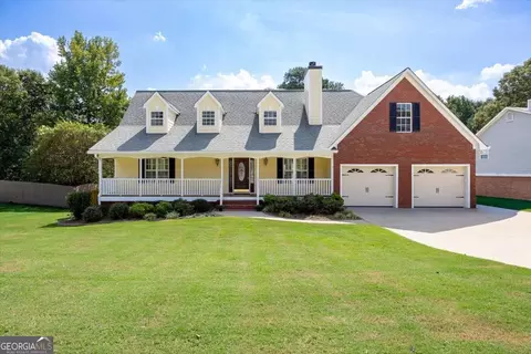 5485 Twin Oak Dr, Douglasville, GA 30135