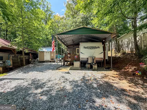 158 Canyon Pass Dr, Cleveland, GA 30528