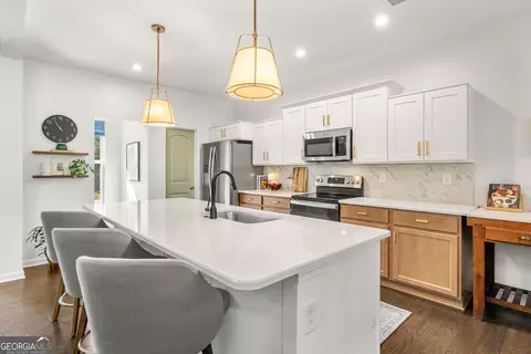 Kitchen - 8020 Veranda Curv, Ball Ground, GA 30107 photo 5 of 5