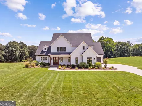 1430 6 Lee Peters Rd, Loganville, GA 30052